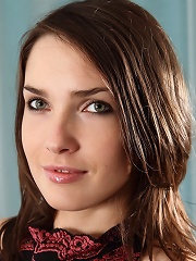 Yulianna | Yuli's Heat